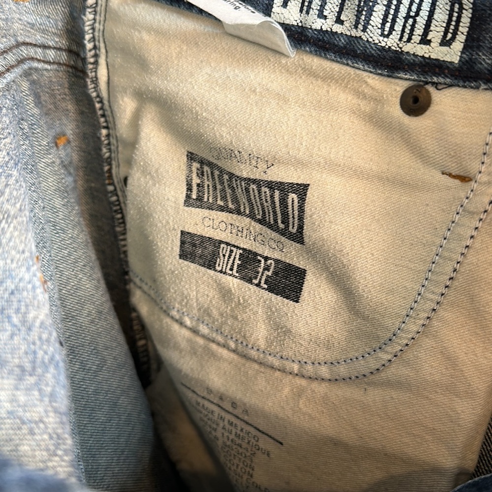 Freeworld Co Night Train Regular size 32 Jeans - Picture 5 of 5